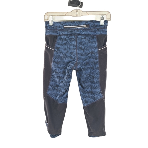 Athleta Dapple‎ Free Knicker Capri Leggings, Size XS - Picture 6 of 6